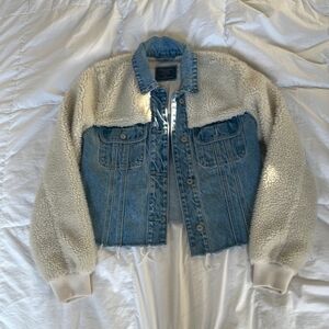 Abercrombie & Fitch Denim/Sherpa Jean Jacket